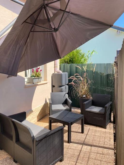 Agreable Maison Avec Jolie Terrasse Exterieure Champigneulles Eksteriør bilde